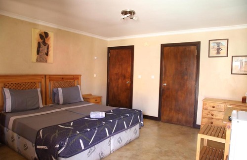 Maputo Resort | Palmeiras Guest House Matola