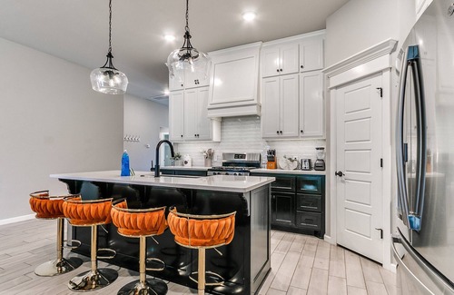 Wheatland House | Palmetto Perfection:Spacious 3-Bedroom Home in OKC