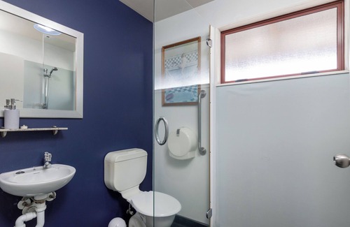 Waikawa Bay Cabin | Palmira Lodge