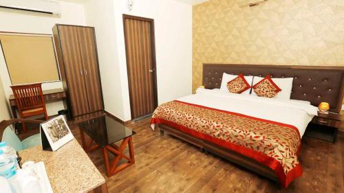 Patel Nagar Hotel | Pals Inn