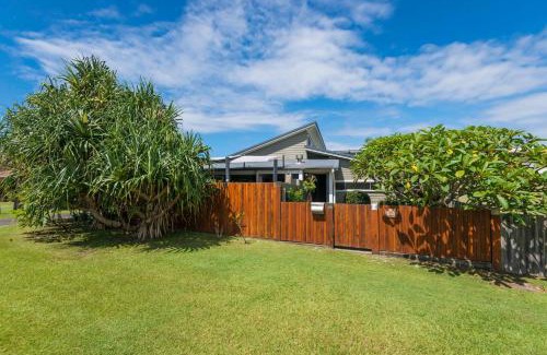 North Creek House | Pandanus Luxe
