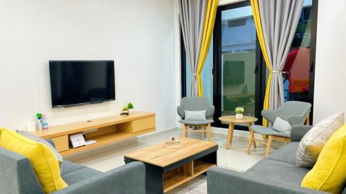 Pangkor Island House | Pangkor Better Life Minimalist Beach Villa-13 to15pax Free WiFi