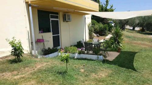 Makri House | Panorama Olive Garden Apartment