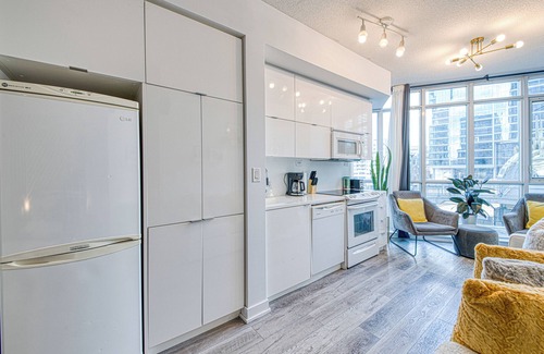 CityPlace Hotel | Panorama Suites-Fort York