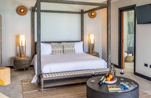 Fryes Beach Resort | Panoramic Suite - Two Bedroom Resort, Sleeps 4