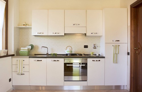 Parella Apartment | Panoramic apartment in villa with garden