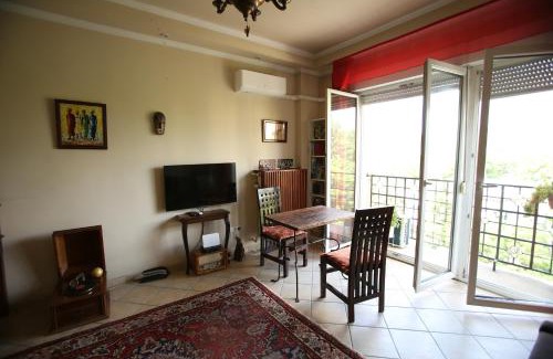 Orszagut Apartment | Panoramic Hideaway in Central Buda