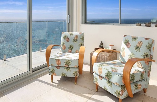 North Bondi Apartment | Panoramic Ocean Views From Every Room! Stunning 2 Bedroom Unit Bondi Beach