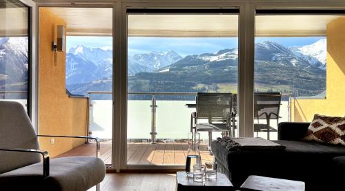 Piesendorf Apartment | Panoramic Penthouse 10 min to Zell am See & Kaprun