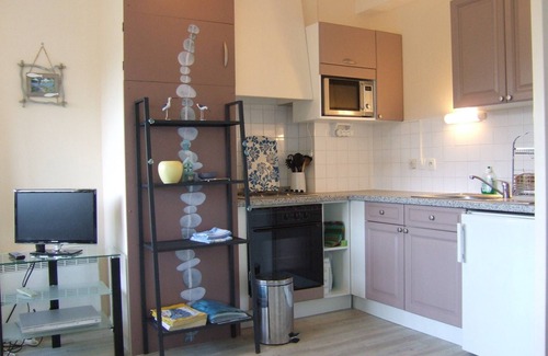 Trevou-Treguignec Apartment | Panoramic Sea View Apartment, South Terrace, Trévou, Pink Granite Coast, 22.