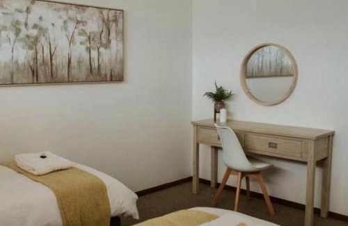 Strand Apartment | Panoramic Seaview @ Strand
