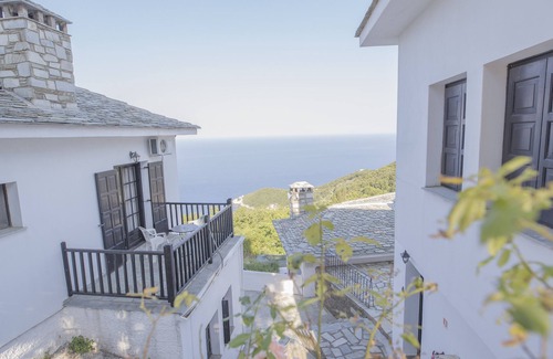 Zagora-Mouresi House | Panoramic view of the Aegean sea