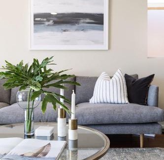 Sylvania Apartment | Panoramic Water View Apartment