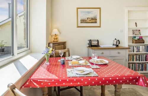 Llandefeilog House | Pant Y Cwtsh