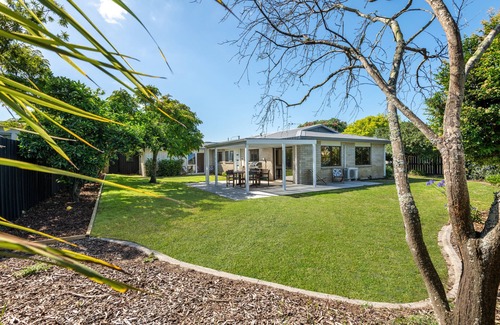 Papamoa Beach House | Papamoa Sea Renity - Two minutes walk to beach