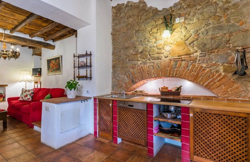 Moncioni Apartment | Papavero by Interhome