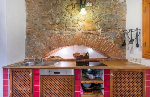 Moncioni Apartment | Papavero by Interhome