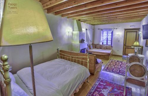 Mikro Papigko House | Papigo Towers