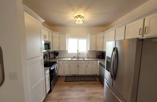 Papillion House | Papilion 4 Bd 4Ba House