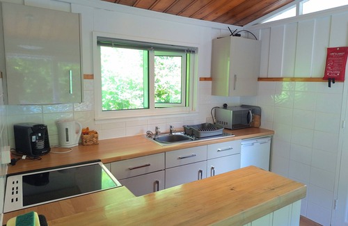 Saint Gennys Cottage | Parada Cottage@Mineshop Holiday Cottages, a woodland stroll to Crackington Haven