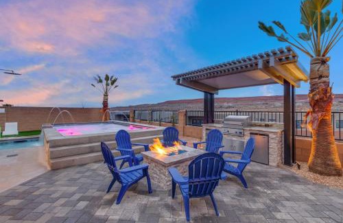 Washington House | Paradise at 3 Pools at Paseos 1373 Resort Private Kiddy Pool, Adult Pool, Hot Tub, & more