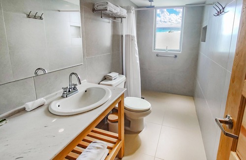 Punta Cancun House | Paradise Beachfront & Nightlife Heart