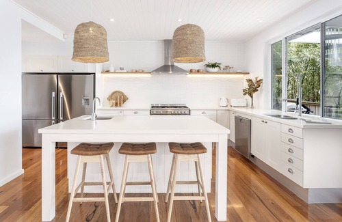Green Point House | Paradise by the lake