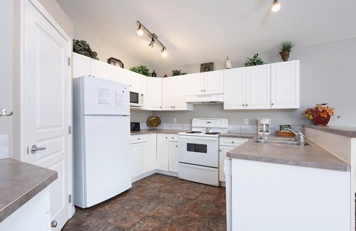 Lethbridge Condo | Paradise Canyon Golf Resort