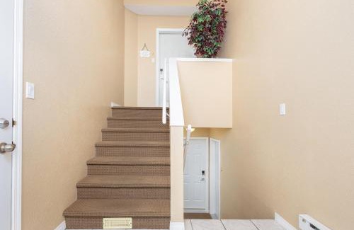 Lethbridge Apartment | Paradise Canyon Golf Resort - Luxury Condo U407
