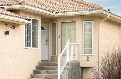 Lethbridge Villa | Paradise Canyon Golf Resort - Signature Villa 382