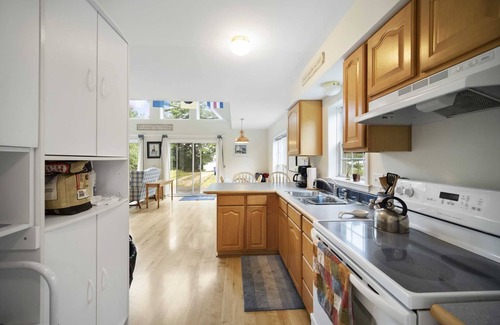 Carp Lake Cottage | Paradise Chalet on Paradise Lake