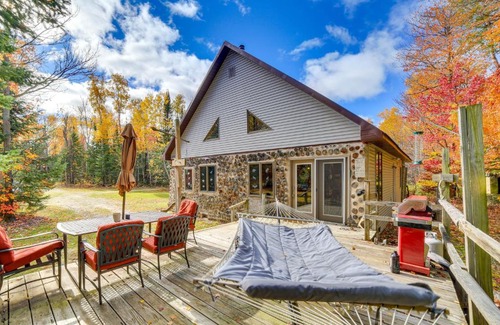 Paradise House | Paradise Cottage Trail Access Nearby