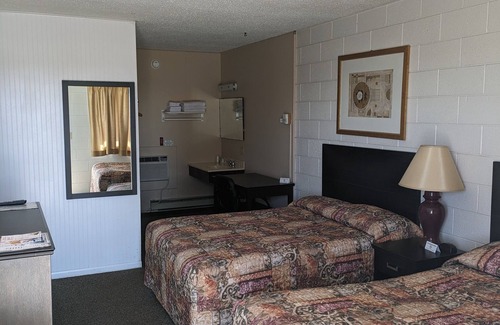 Red Lake Falls Hotel | Paradise Falls Motel & Liquor LLC