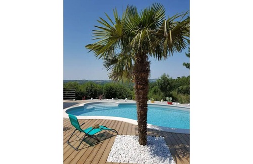 Castres Apartment | paradise