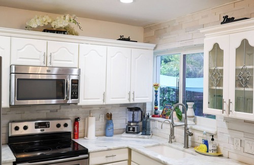 Highland Garden House | Paradise Hollywood Gardens