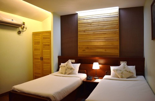 Nyaungshwe Hotel | Paradise Hotel Nyaung Shwe