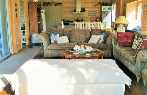 Cooks Beach Cottage | Paradise in Flaxmill Bay - Flaxmill Bay Home