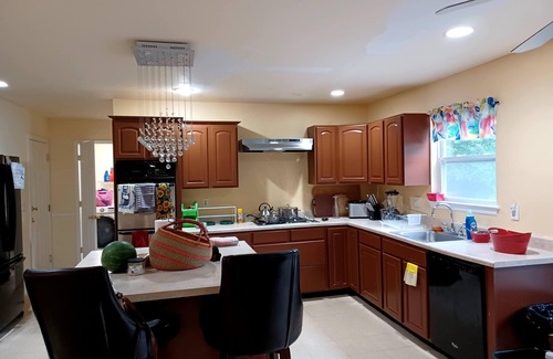 Coram House | Paradise in Medford