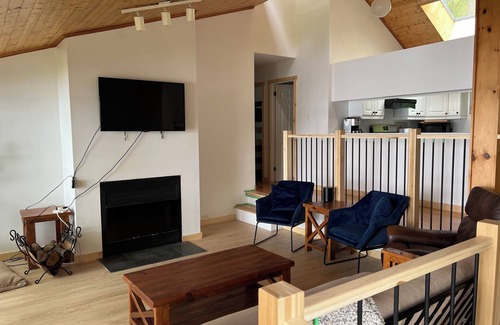 McDougall Cottage | Paradise in Parry Sound