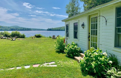 Hope Cottage | Paradise On Hobbs Pond ! Cottage on lake front! Only 8 minutes to Camden !