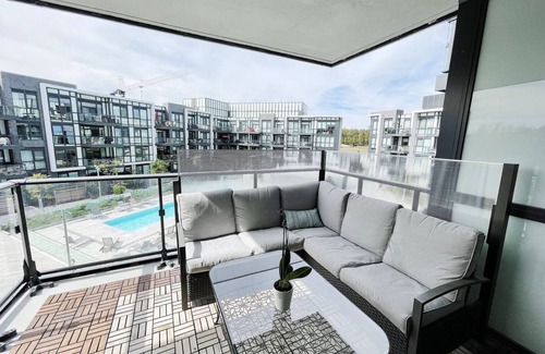 Innisfil Condo | Paradise Retreat at Friday Harbour: Contemporary 1-Bedroom Condo!