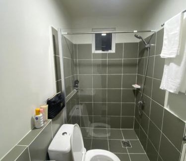San Dionisio Apartment | Paradise Room in Las Piñas City