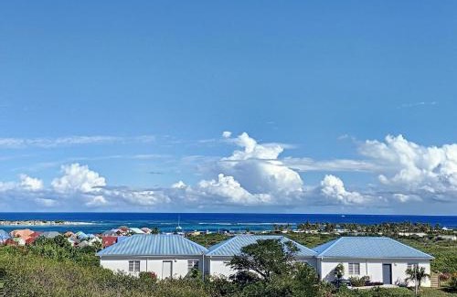 Orient Bay House | Paradise View, Creole house with private pool