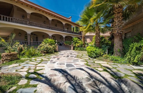 San Miguel de Allende House | Paradisiaca Casa Las Palmas con Alberca Climatizada 5 suites