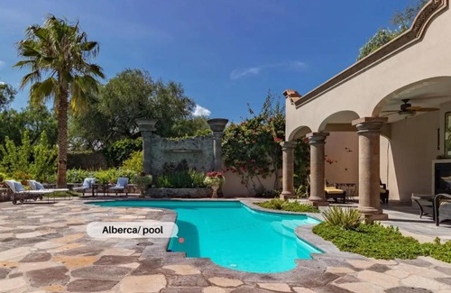 San Miguel de Allende House | Paradisiaca Casa Las Palmas con Alberca Climatizada 5 suites