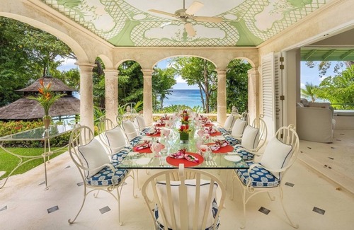 Merlin Bay Villa | PARADISIACAL BEACHFRONT VILLA!