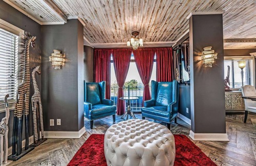 Downtown Condo | Paradiso - Divine Condo, Perfect Location Walkable to Everything Downtown
