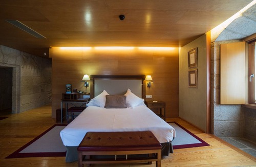 Santo Estevo de Ribas de Sil Hotel | Parador de Santo Estevo