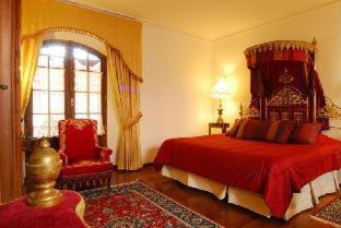 Sucre Hotel | Parador Santa Maria La Real