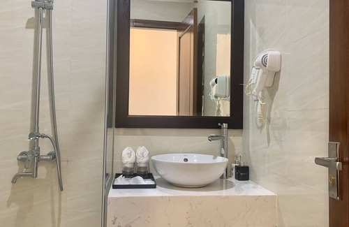 Soc Son Hotel | Paragon House & Residence